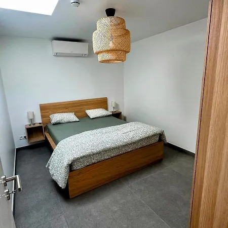 Akuta Flat Louvain